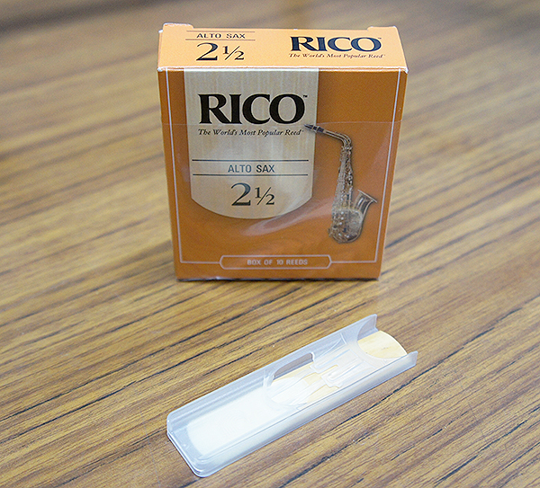 RICO。一枚一枚おシャレなプラスチックケースに入っています。