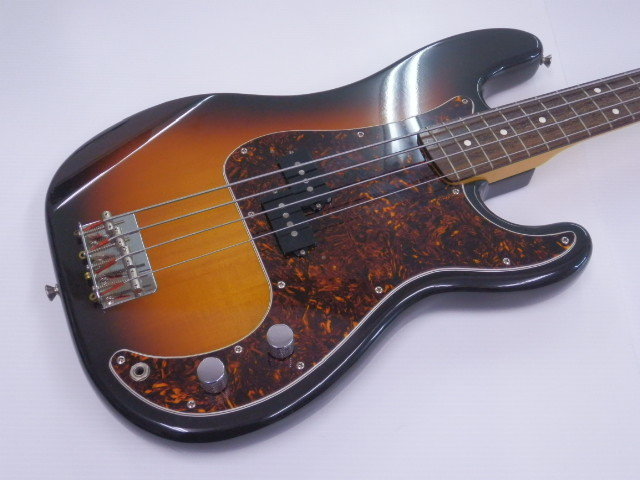 85年 日本製 スクワイア プレシジョンベース サンバースト Squier by Fender precision bass made in japan 美品 買取＆販売情報！フライズ鳥栖店！